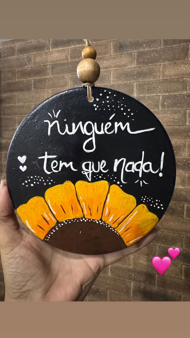 Placa — Ninguém tem que nada