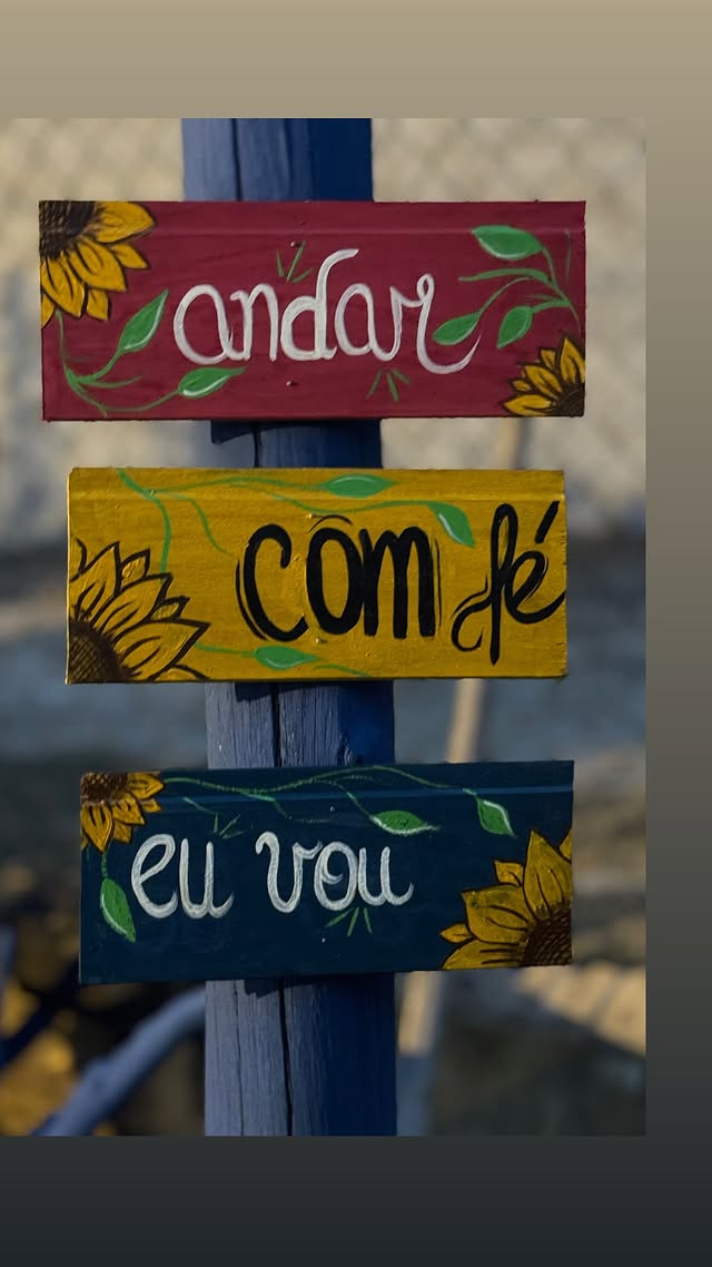 Placa — Andar com fé eu vou