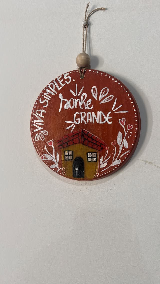 Placa com casinha — Viva simples, sonhe grande